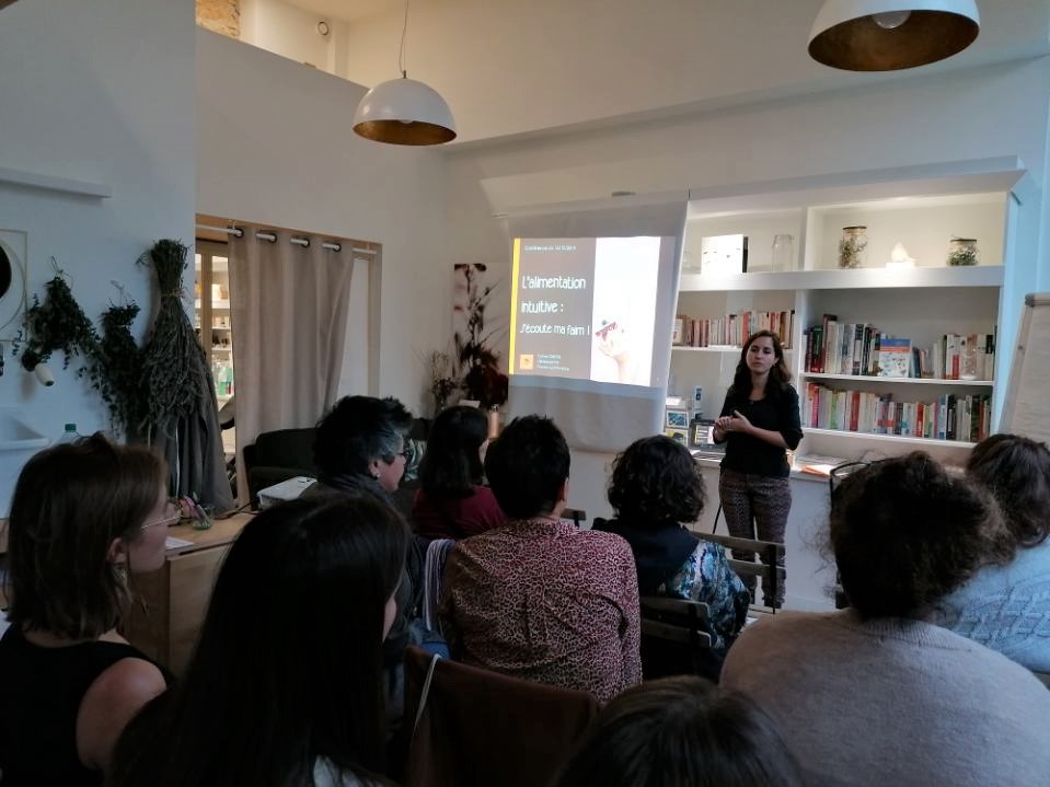 Conférence sur l'alimentation intuitive animée par Coline Girerd - Alimentation Éclairée
